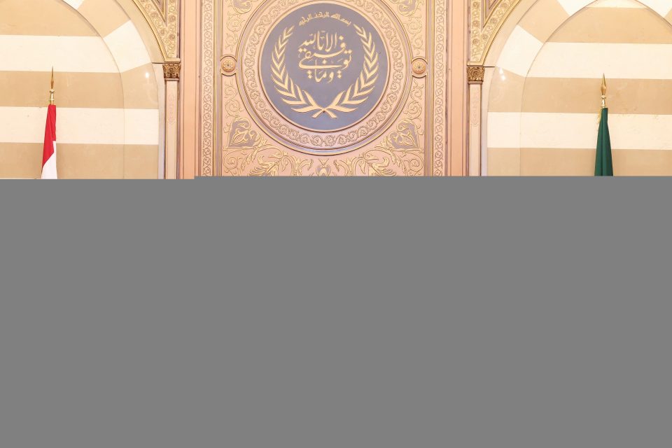 الرئيس عون شارك في حفل الإفطار الذي أقامه المفتي دريان في دار الفتوى